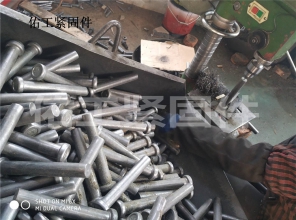 含紧一点h楼梯边做边走视频